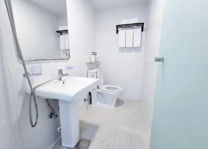 Ekonomy Hotel Myeongdong Premier Seoul